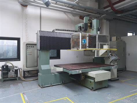 cms machining center